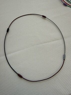 Minimalist Two-Tone Women’s Necklace – Black & Brown